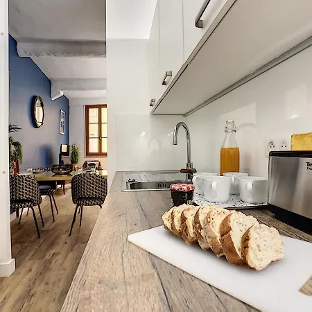 Nestor&jeeves - Design Vieux - Old Town - Close Sea *
